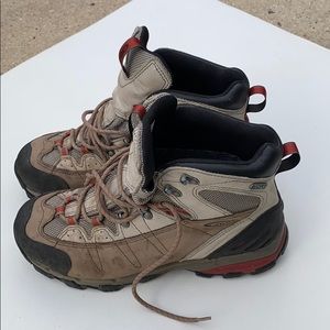 Oboz hiking boots